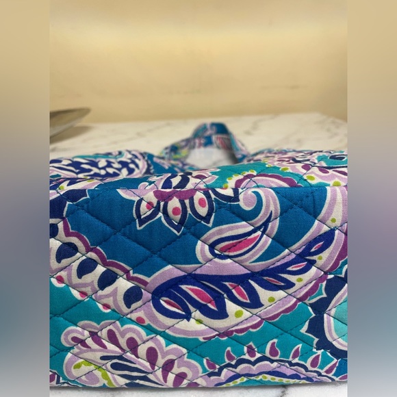 Exceptional blue floral bag 18x13x6 Vera Bradley EUC - Picture 4 of 8